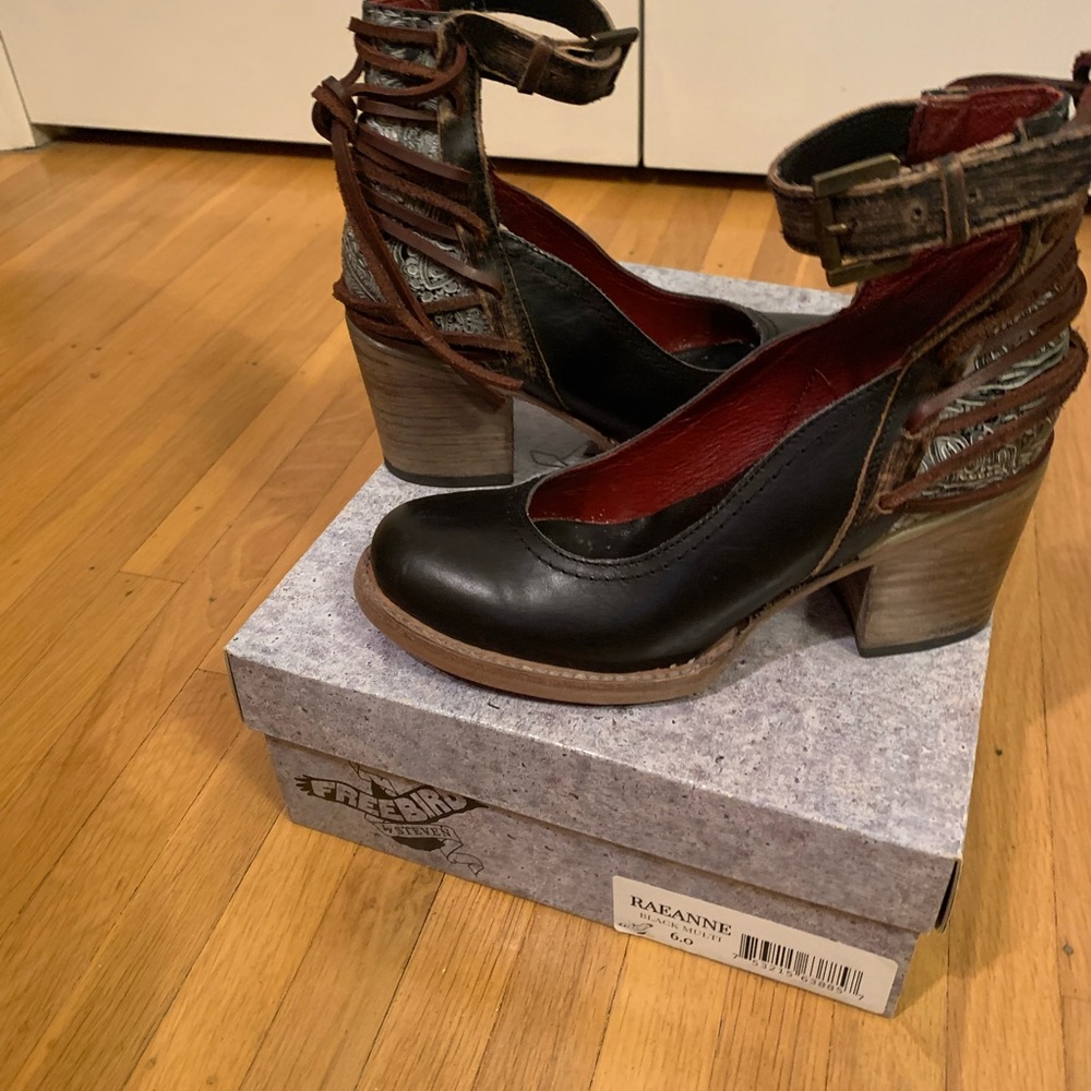 Freebird Raeanne shoes